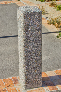 Quartet Bollard